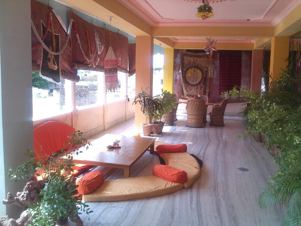 Hotel Mama Luna Puskár Kültér fotó